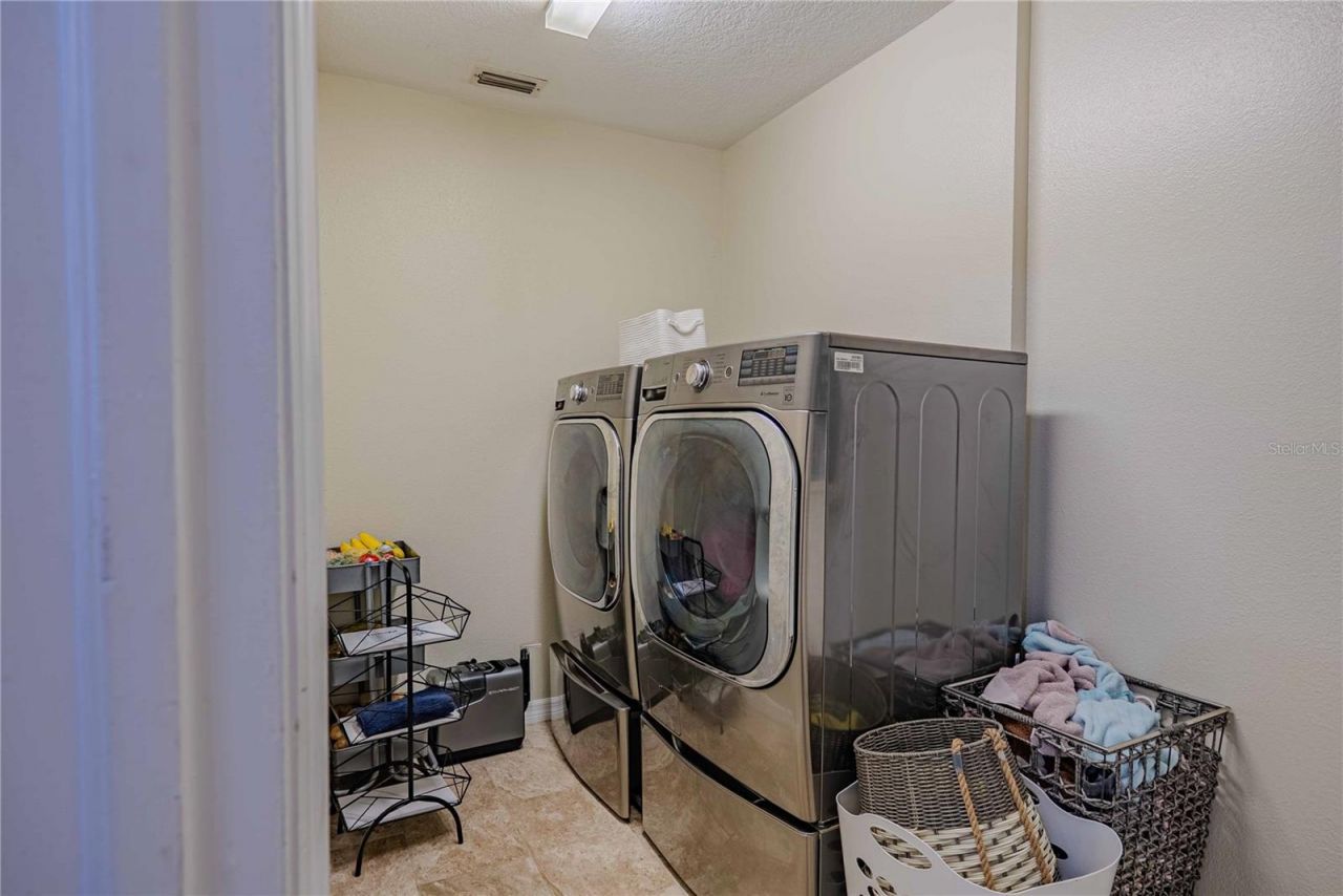 14214 Cinnaman Lane, Weeki Wachee, FL 34614 Photo