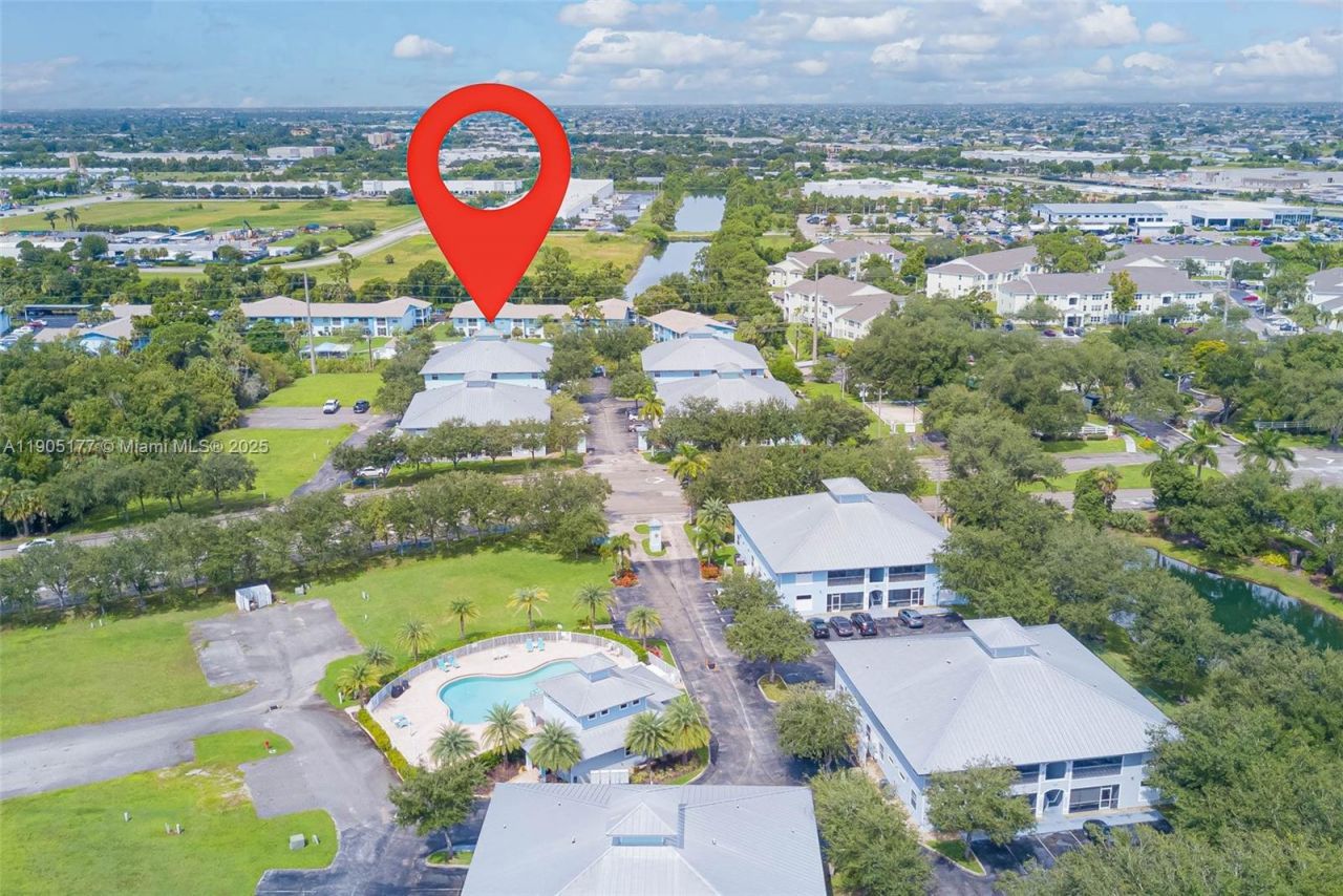 1050 Hancock Creek South Blvd, Unit 203, Cape Coral, FL 33909 Photo