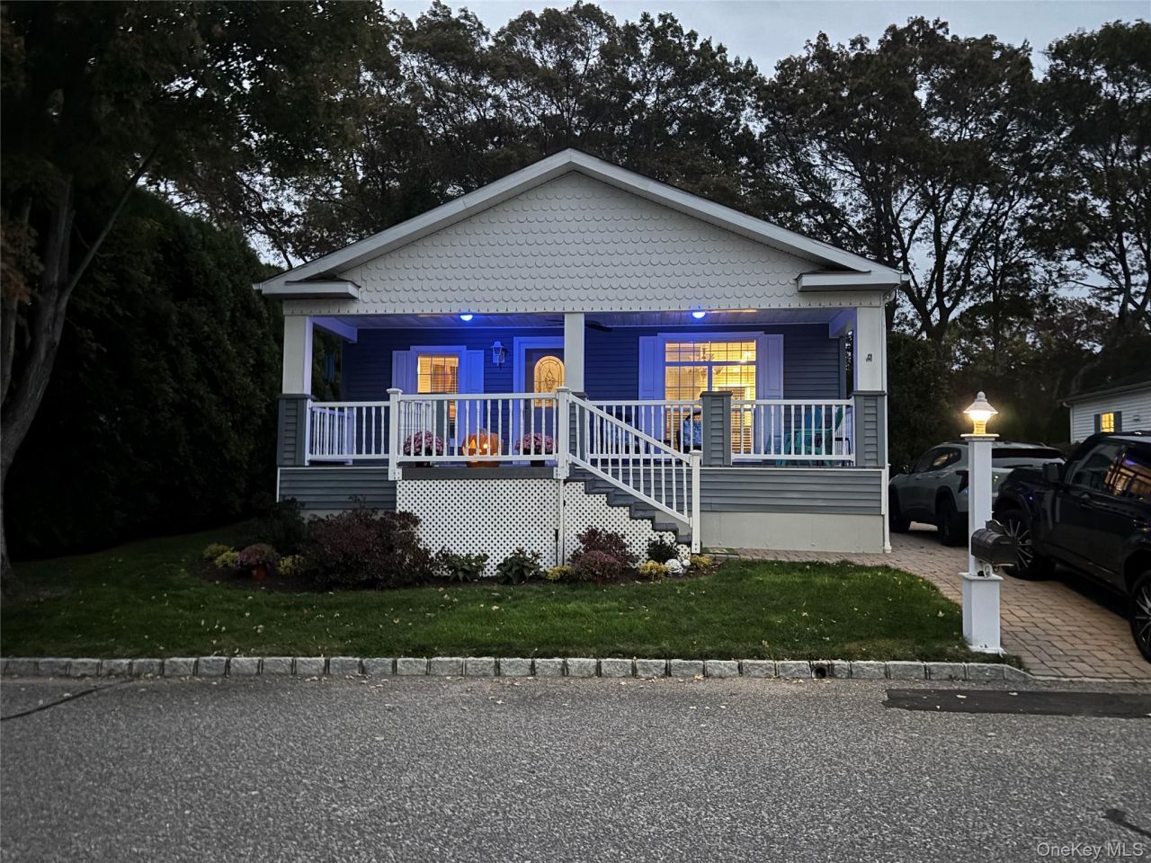 1661 Old Country Road, Unit 506, Riverhead, NY 11901 Main Photo