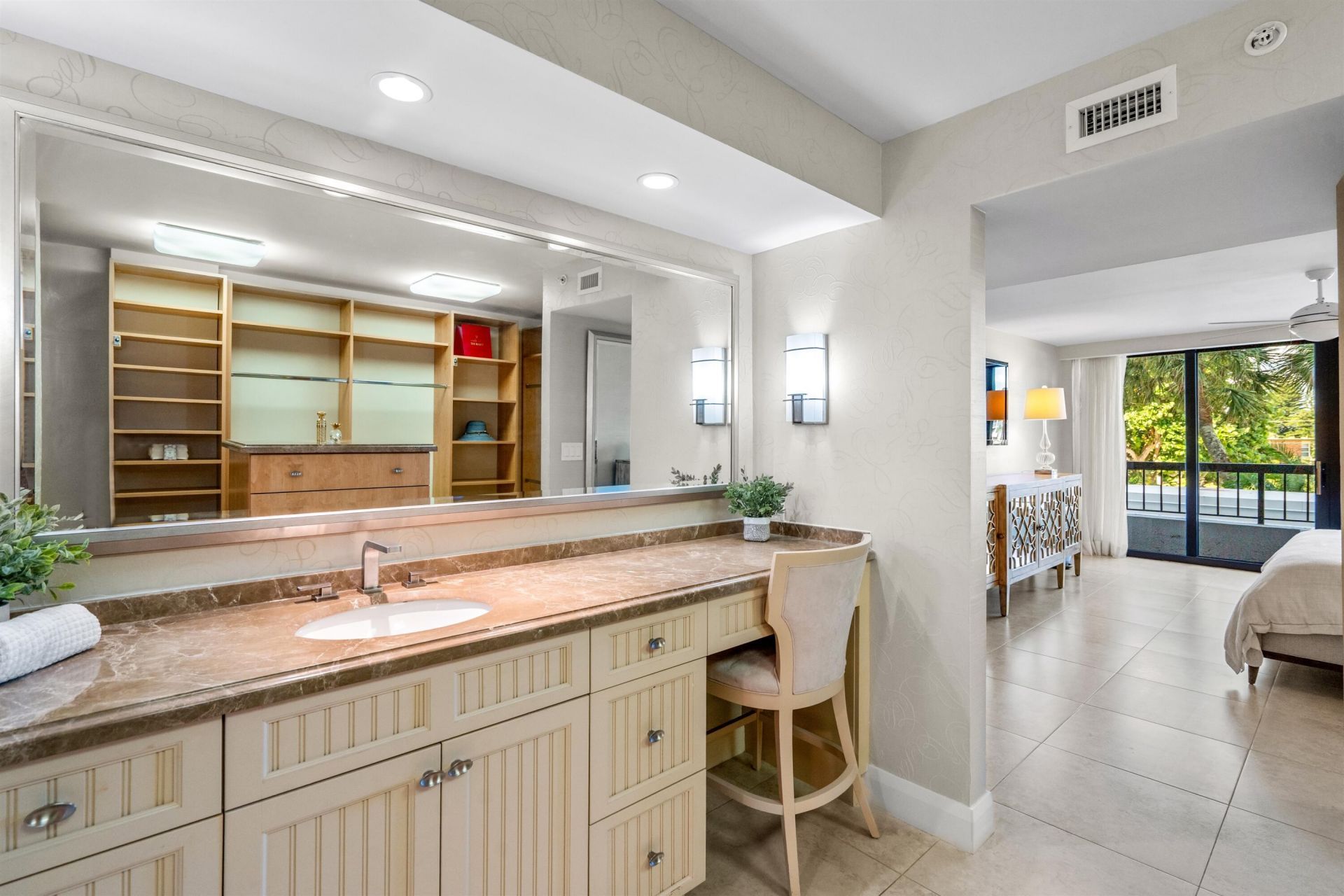 1800 S Ocean Boulevard, Unit 2-A, Boca Raton, FL 33432 Photo