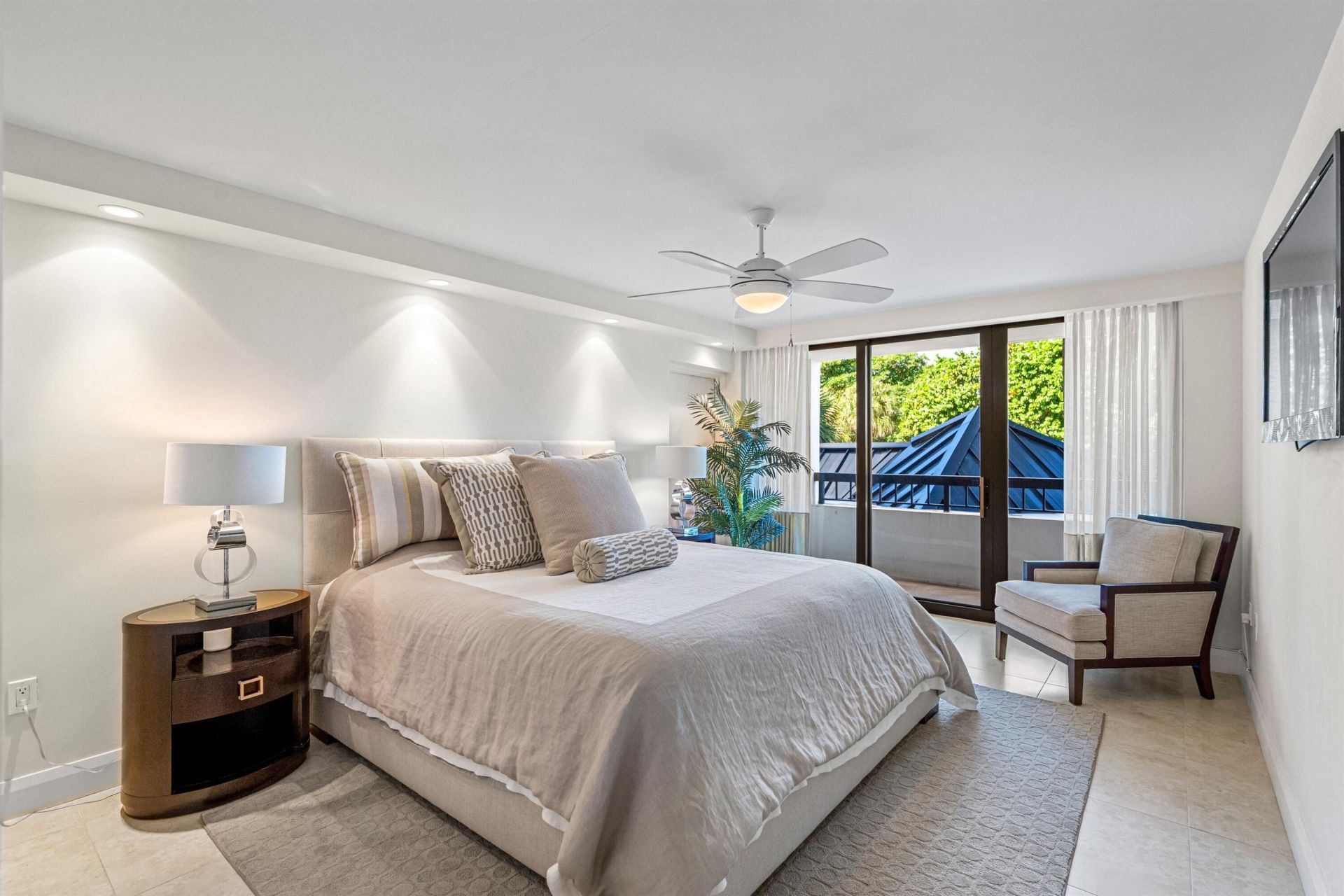 1800 S Ocean Boulevard, Unit 2-A, Boca Raton, FL 33432 Photo