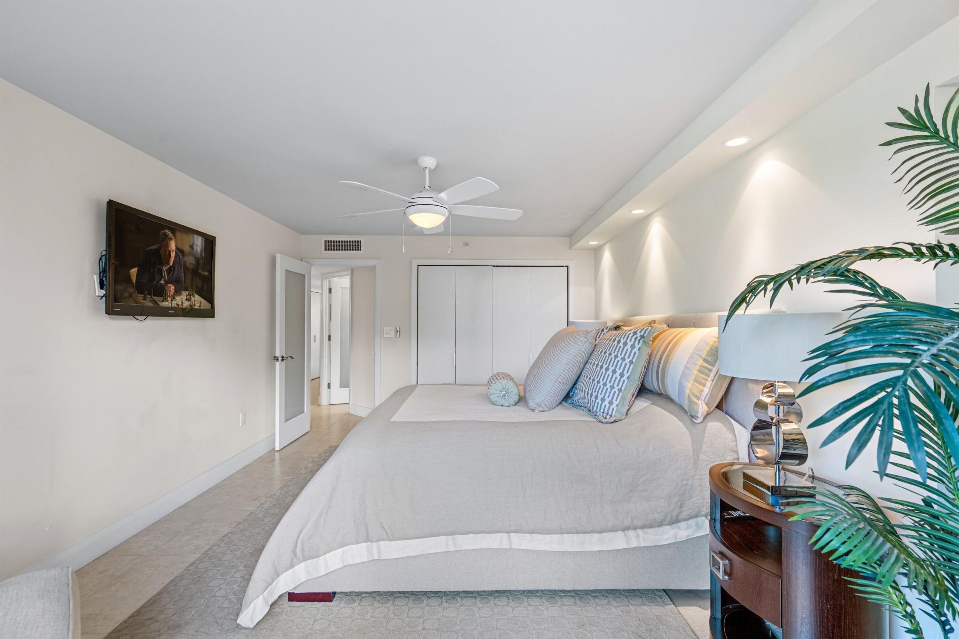 1800 S Ocean Boulevard, Unit 2-A, Boca Raton, FL 33432 Photo