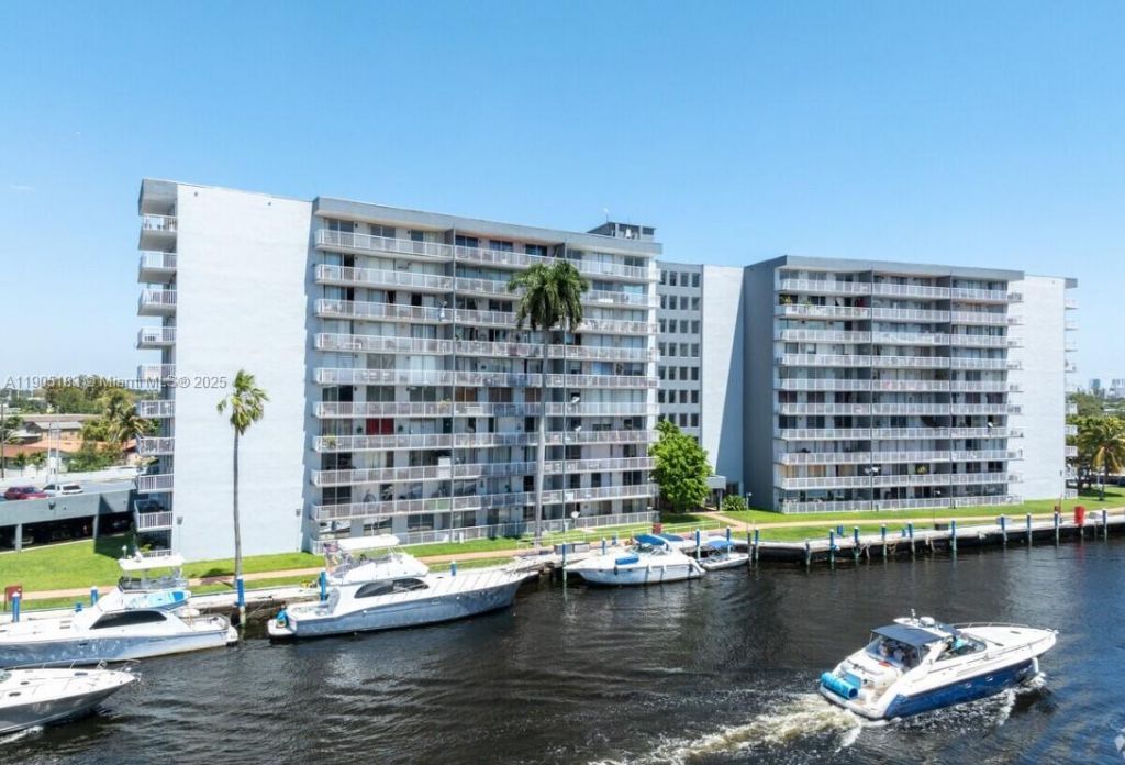 1800 NW 24th Ave, Unit 1019, Miami, FL 33125 Photo