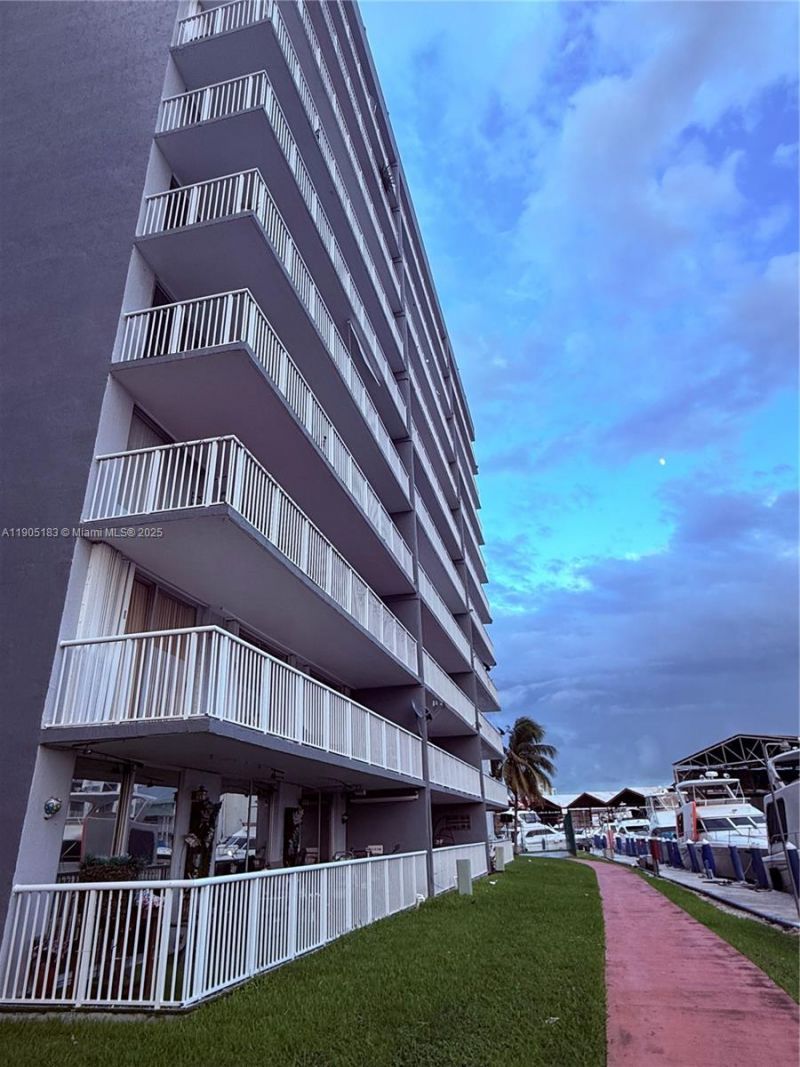 1800 NW 24th Ave, Unit 1019, Miami, FL 33125 Photo