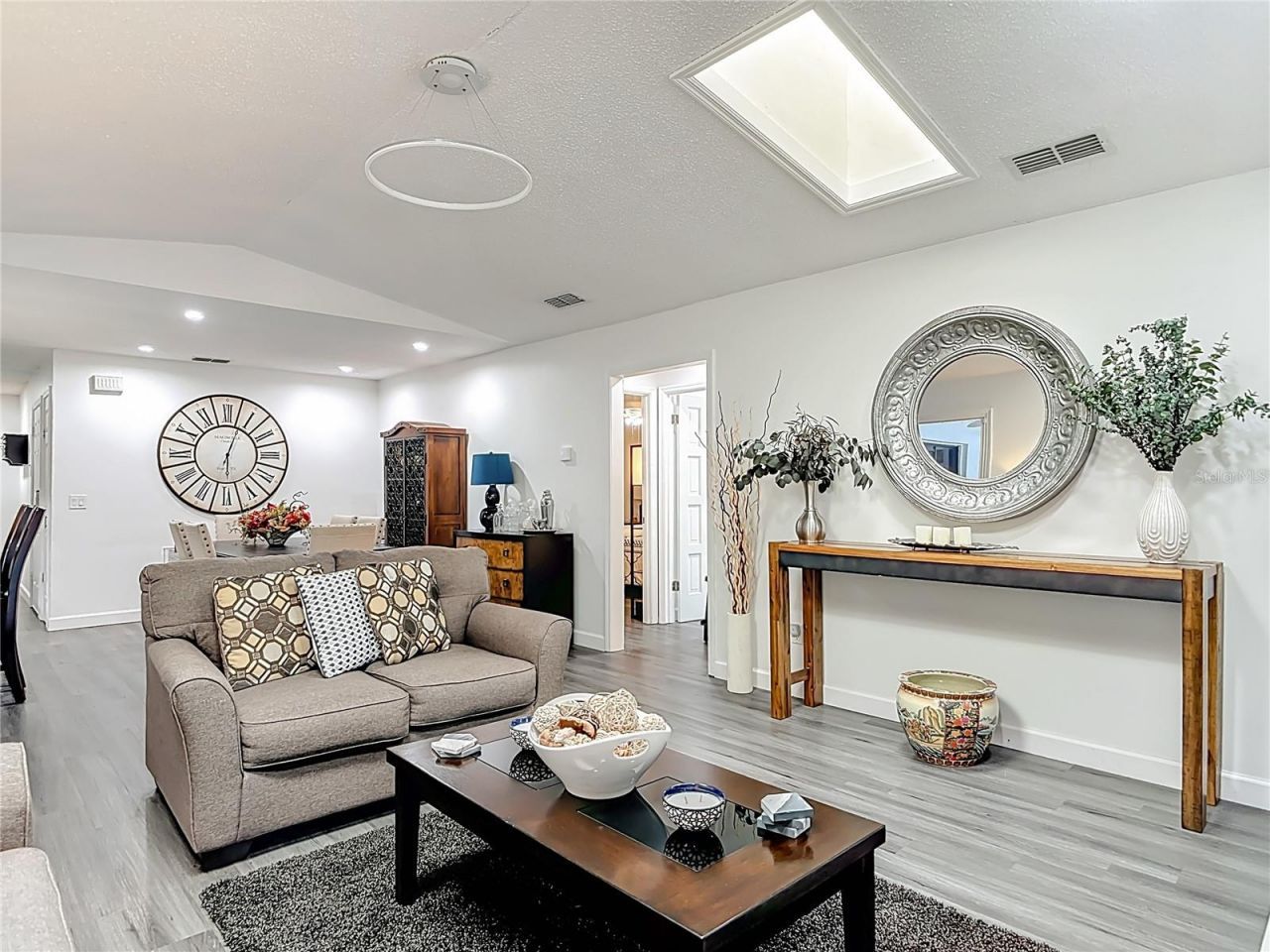 560 Saxon Boulevard, Deltona, FL 32725 Photo