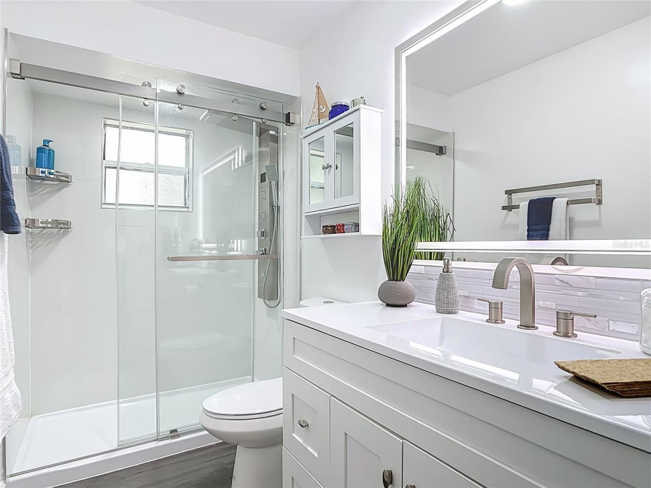 560 Saxon Boulevard, Deltona, FL 32725 Photo