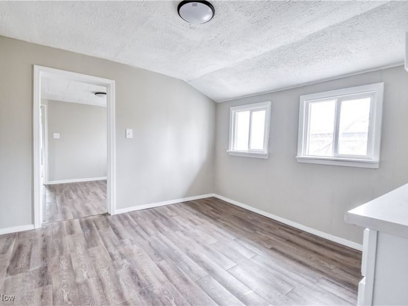 8303 Connecticut Avenue, Cleveland, OH 44105 Photo 14