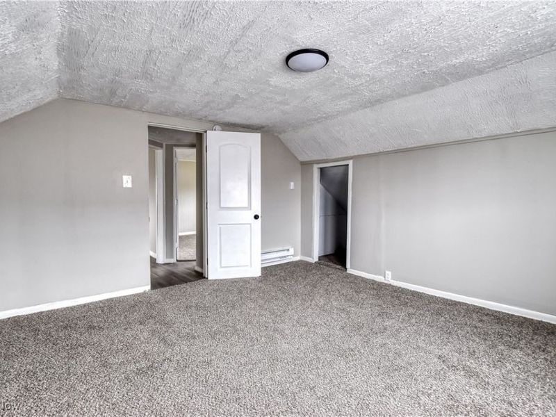 8303 Connecticut Avenue, Cleveland, OH 44105 Photo 18
