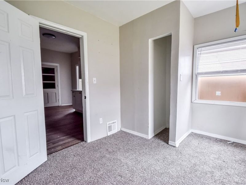 8303 Connecticut Avenue, Cleveland, OH 44105 Photo 8