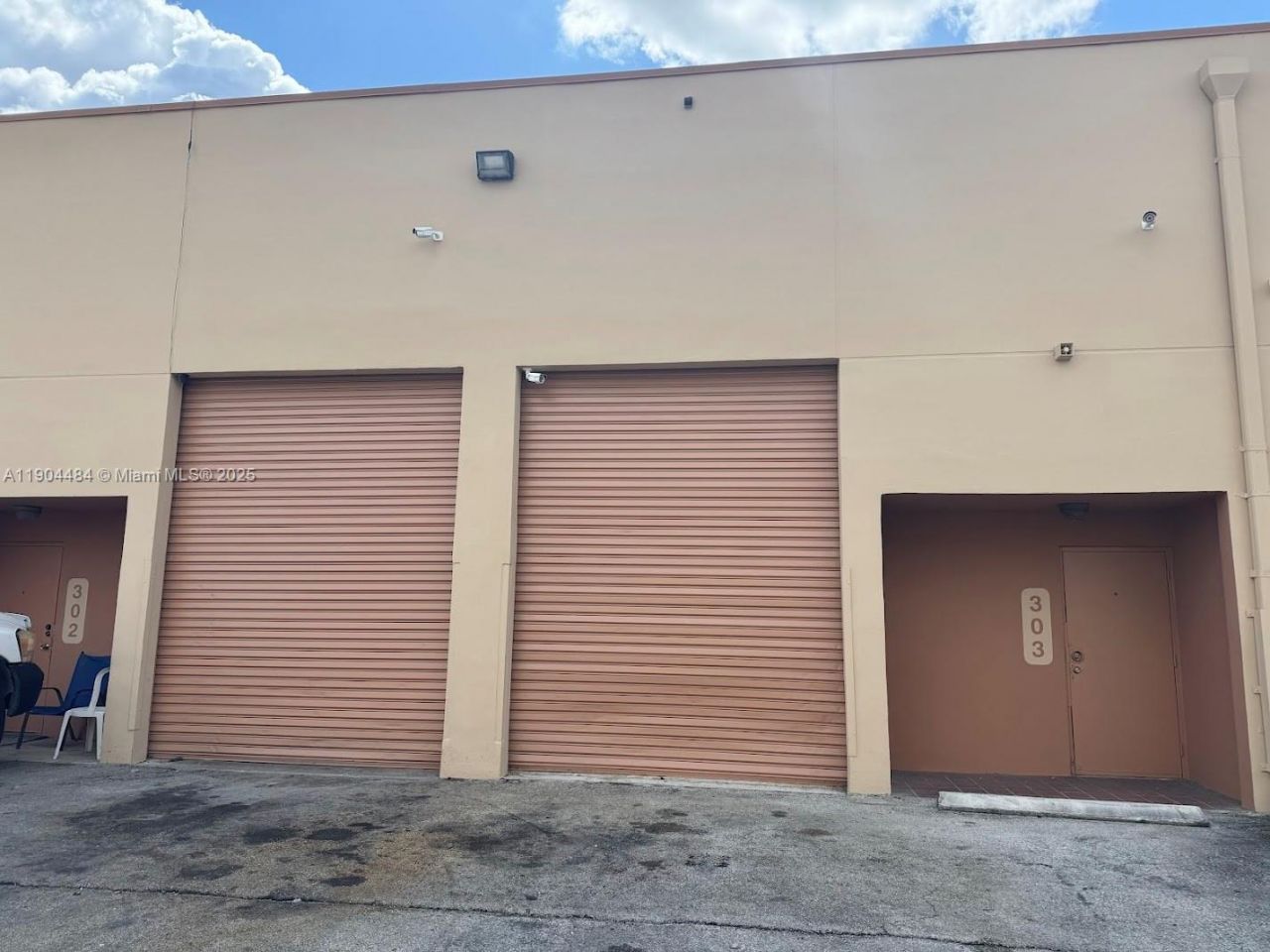 2450 W 82nd St, Unit 303, Hialeah, FL 33016 Photo