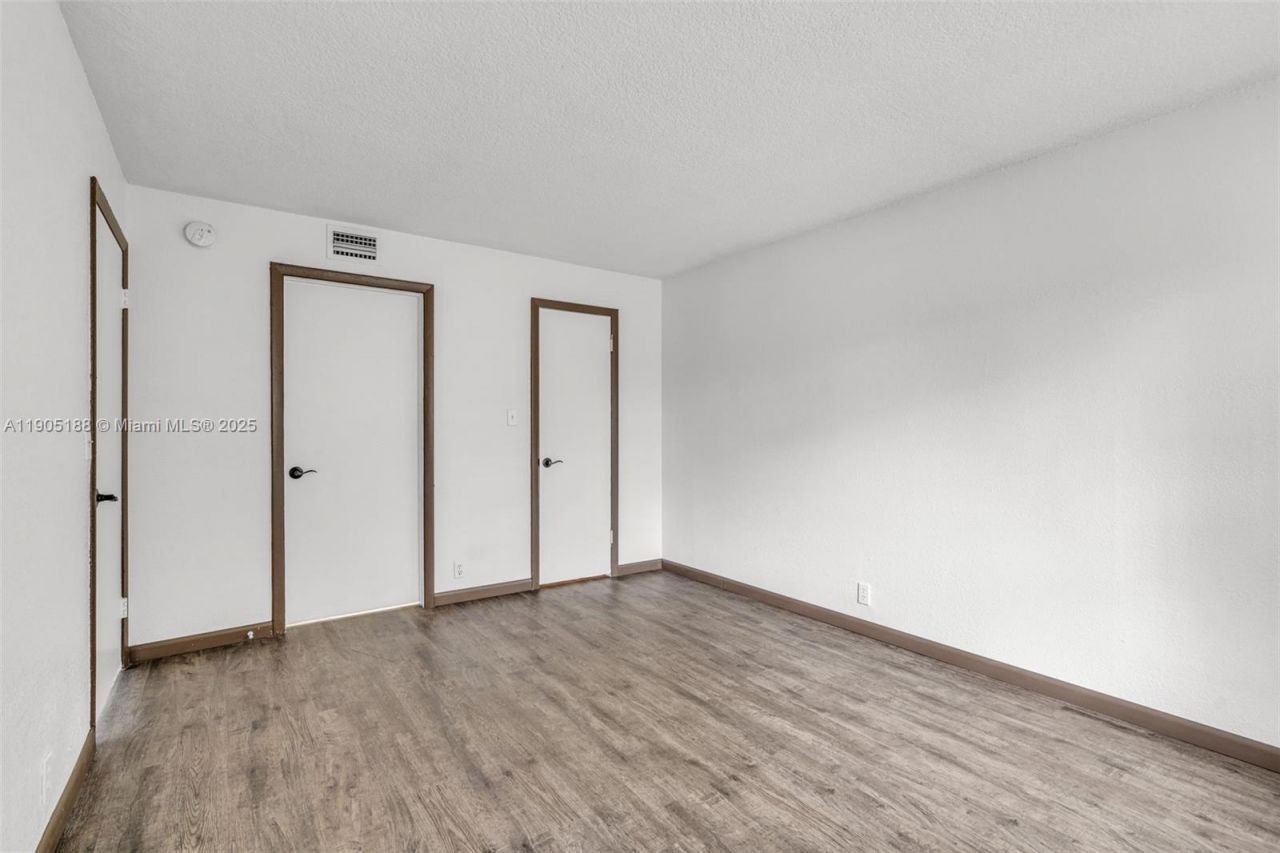 2062 NW 43rd Ter, Unit 2, Lauderhill, FL 33313 Photo