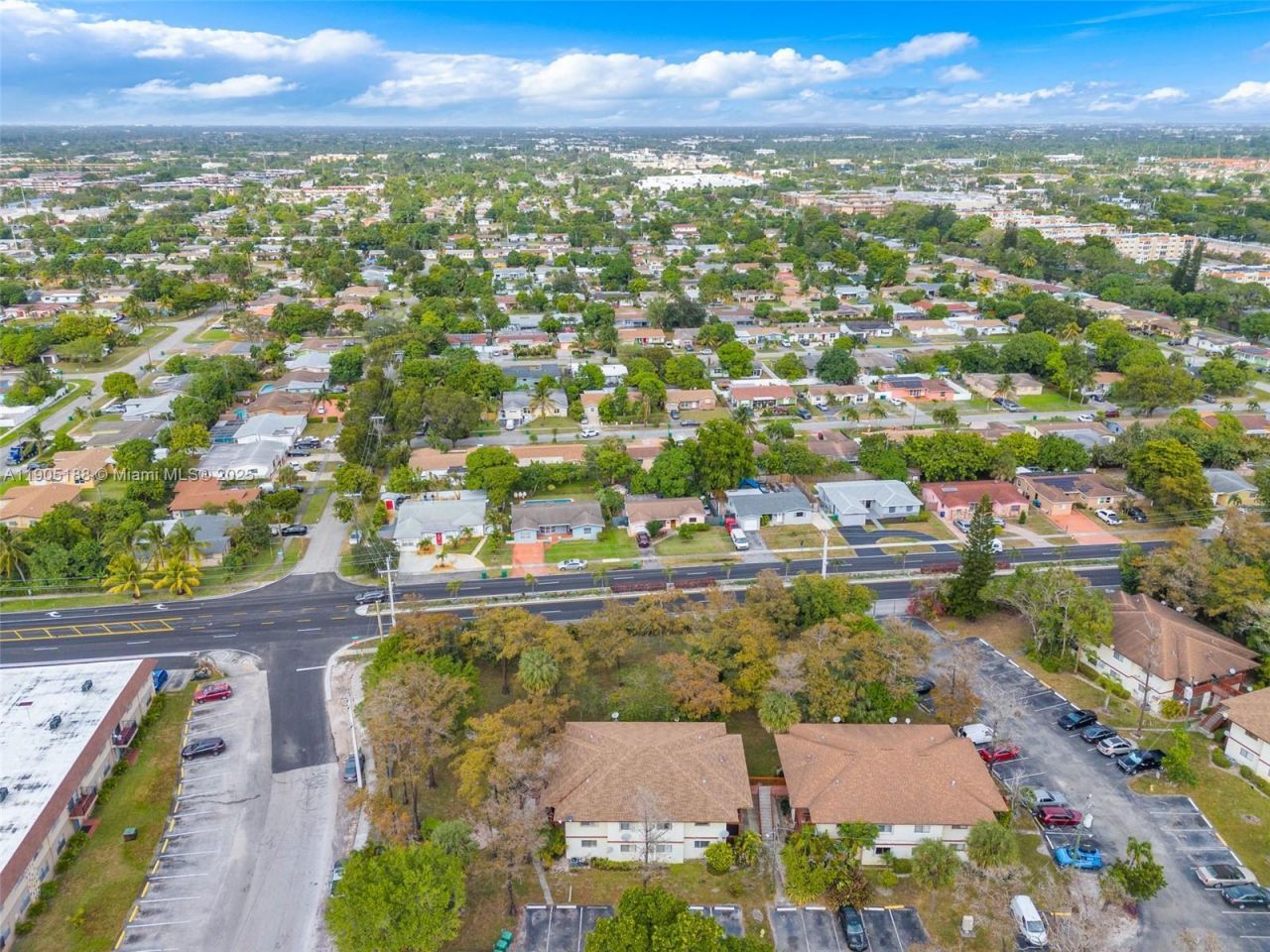 2062 NW 43rd Ter, Unit 2, Lauderhill, FL 33313 Photo