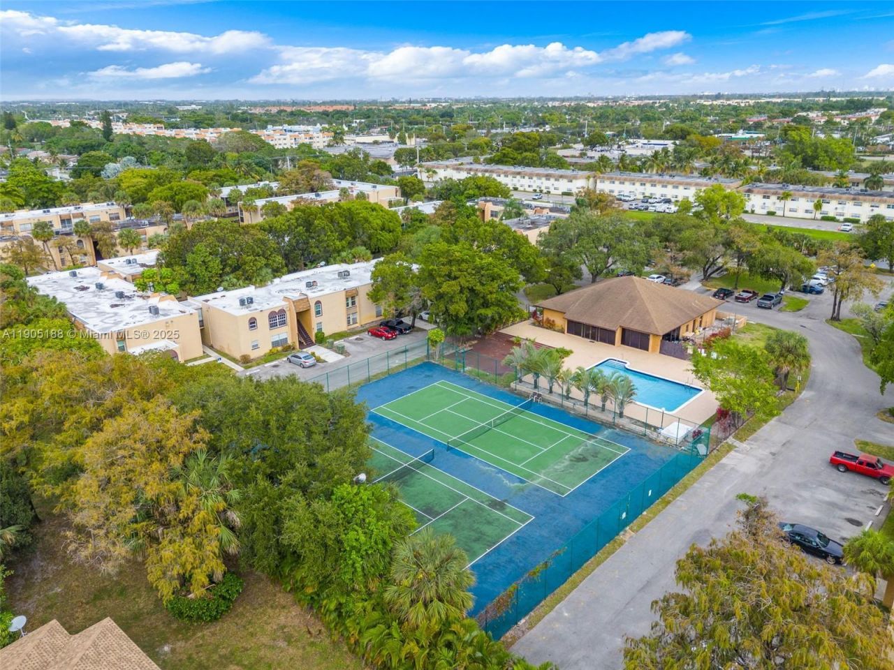 2062 NW 43rd Ter, Unit 2, Lauderhill, FL 33313 Photo