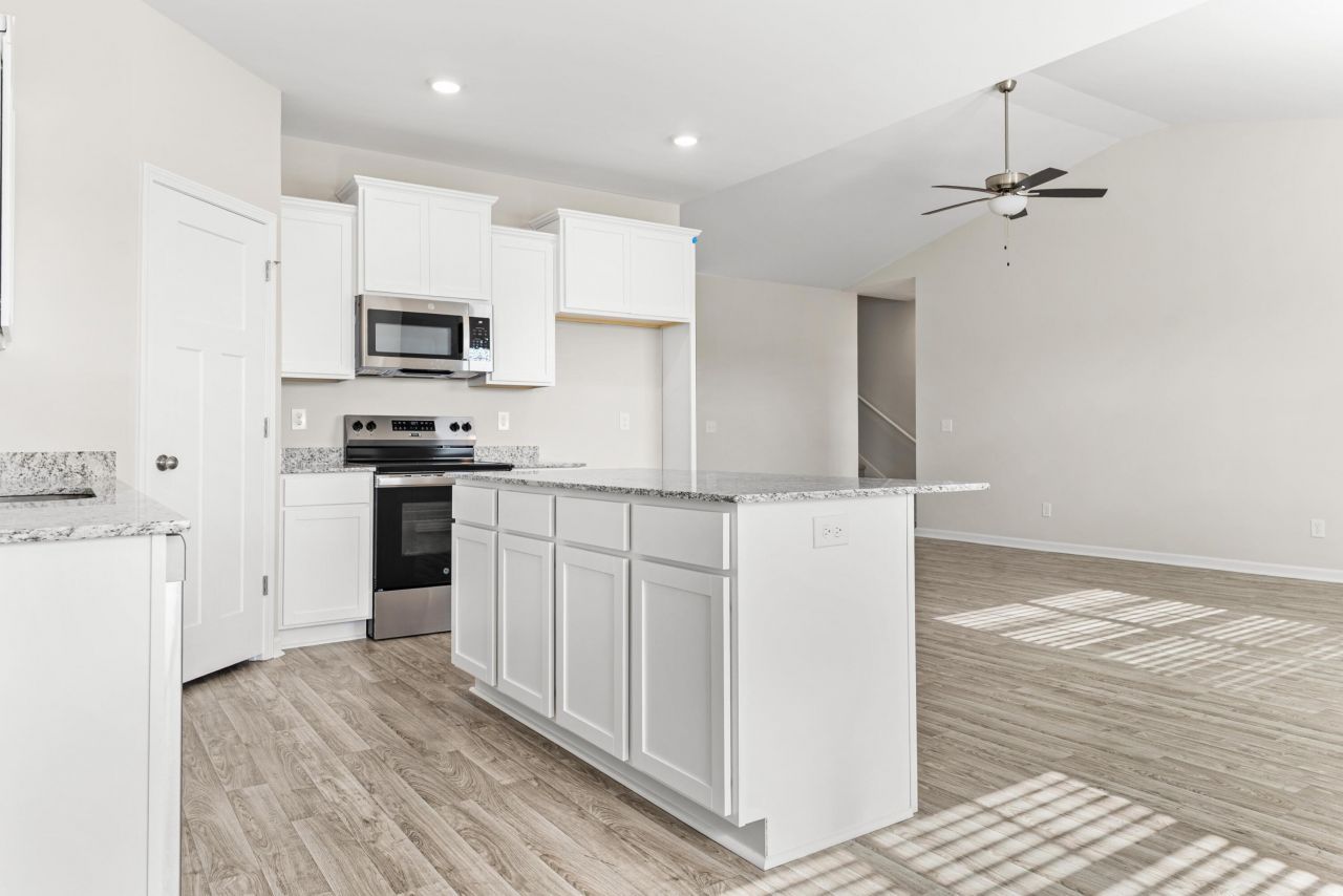 170 Willow Bay Dr Drive Photo 10