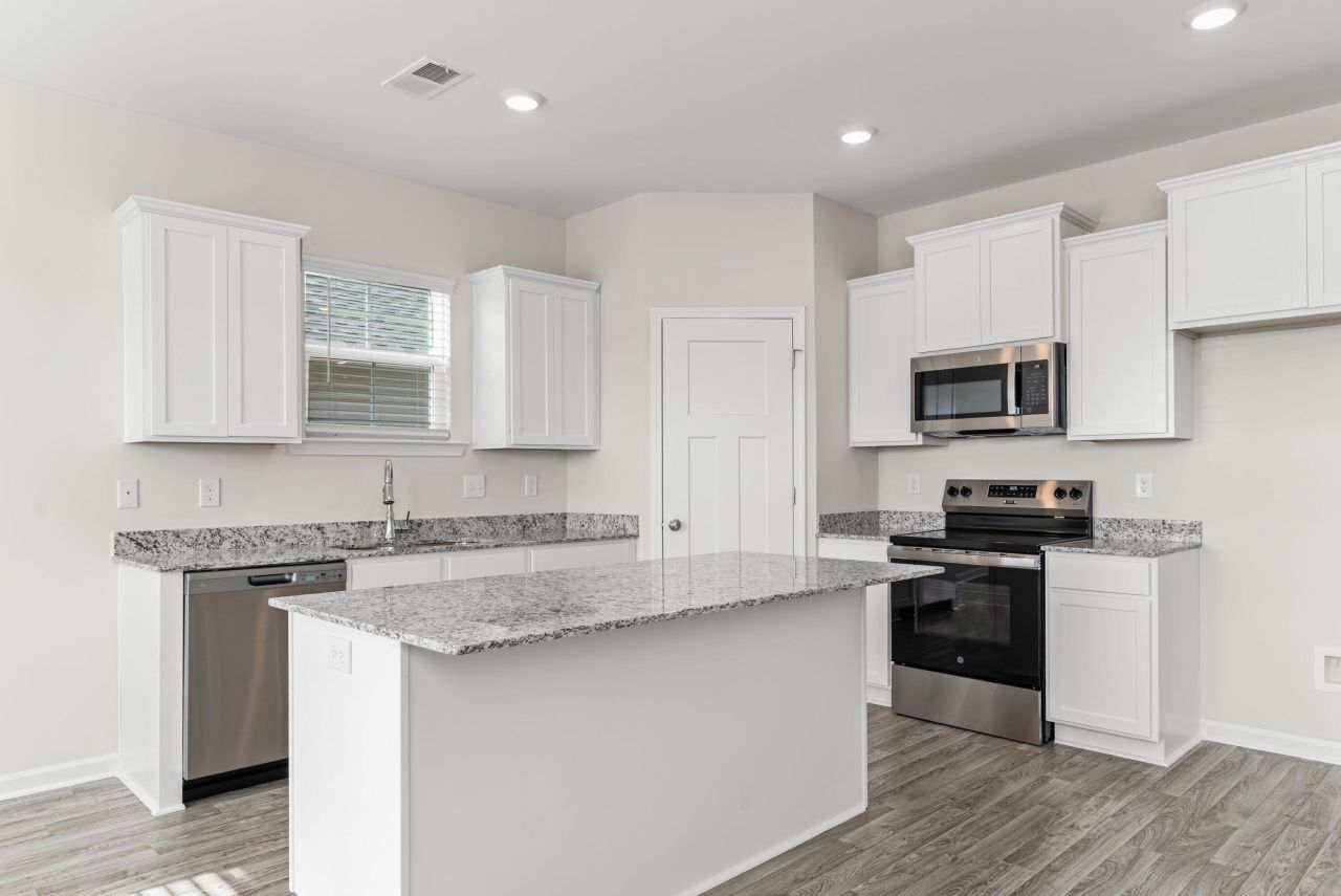 170 Willow Bay Dr Drive Photo 11