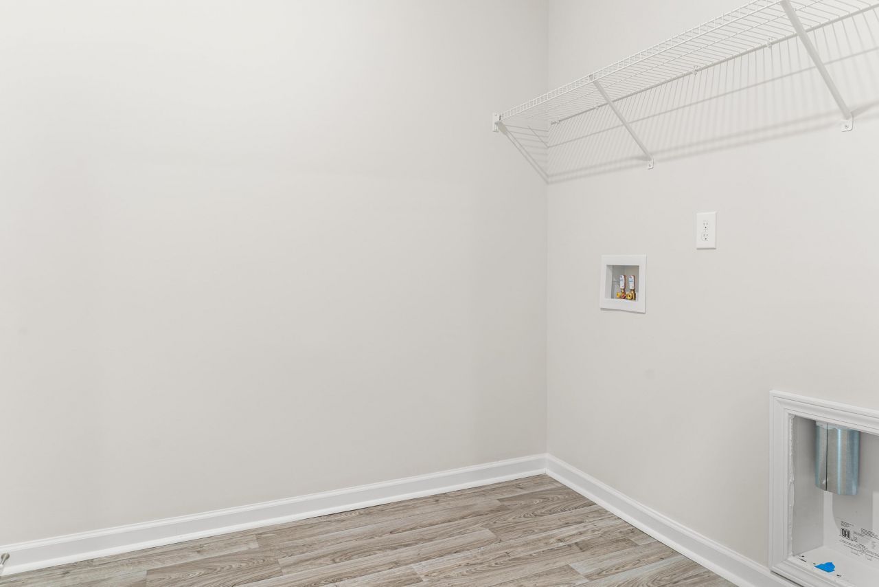 170 Willow Bay Dr Drive Photo 7