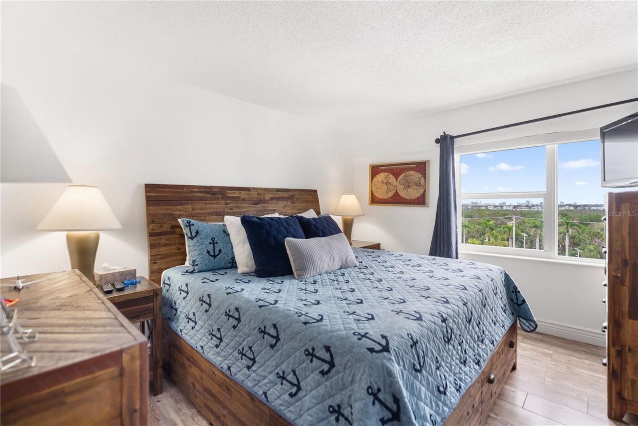 1750 Benjamin Franklin Drive, Unit 6G, Sarasota, FL 34236 Photo