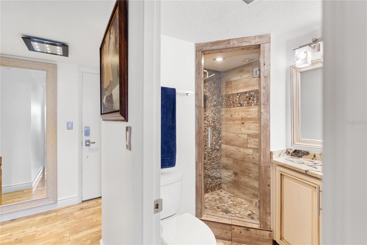 1750 Benjamin Franklin Drive, Unit 6G, Sarasota, FL 34236 Photo