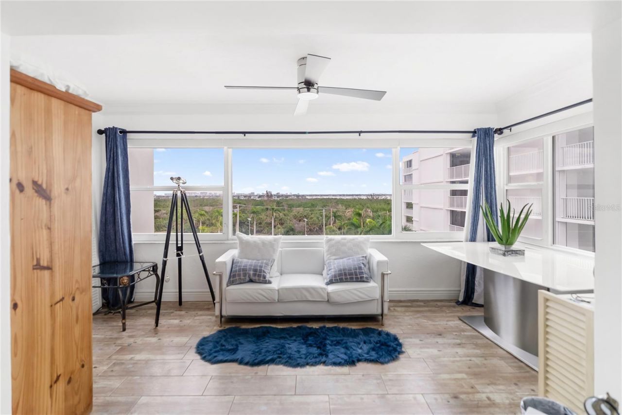 1750 Benjamin Franklin Drive, Unit 6G, Sarasota, FL 34236 Photo