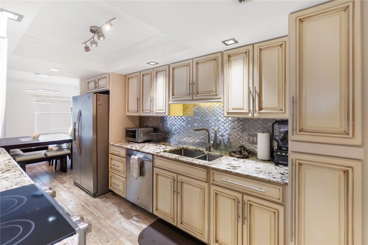 1750 Benjamin Franklin Drive, Unit 6G, Sarasota, FL 34236 Photo