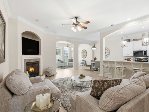 1221 Chickadee Cir, Hermitage, TN 37076