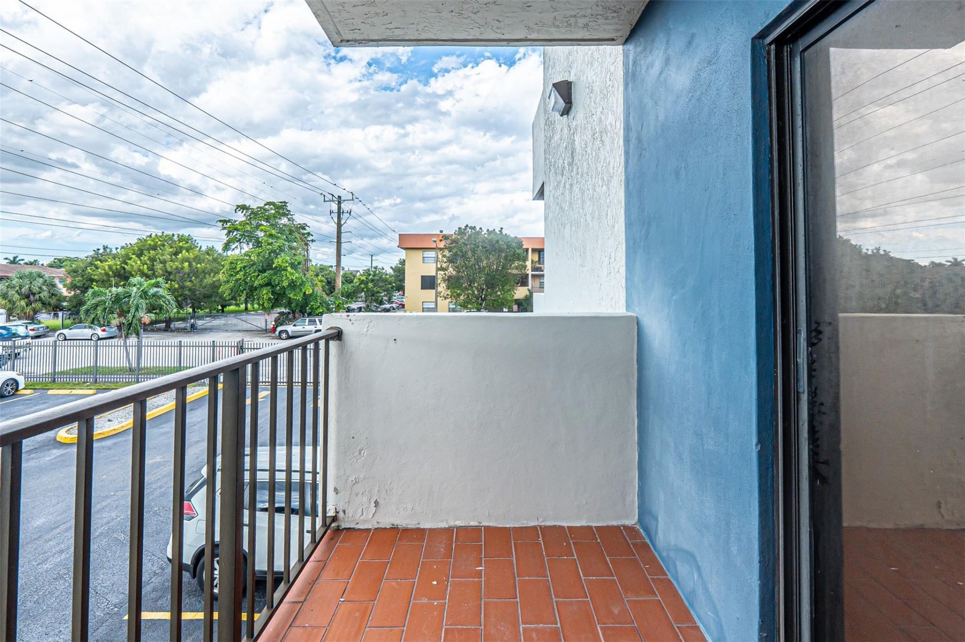 1470 W 41st Street, Unit 201, Hialeah, FL 33012 Photo