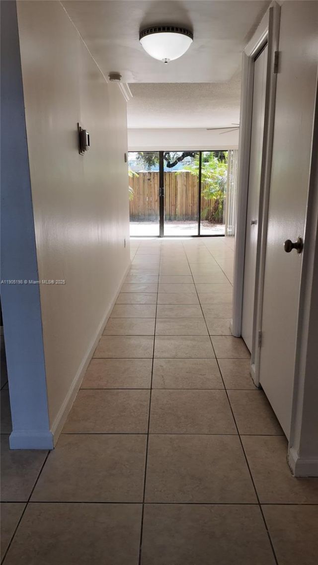3326 Farragut St, Unit 6F, Hollywood, FL 33021 Photo
