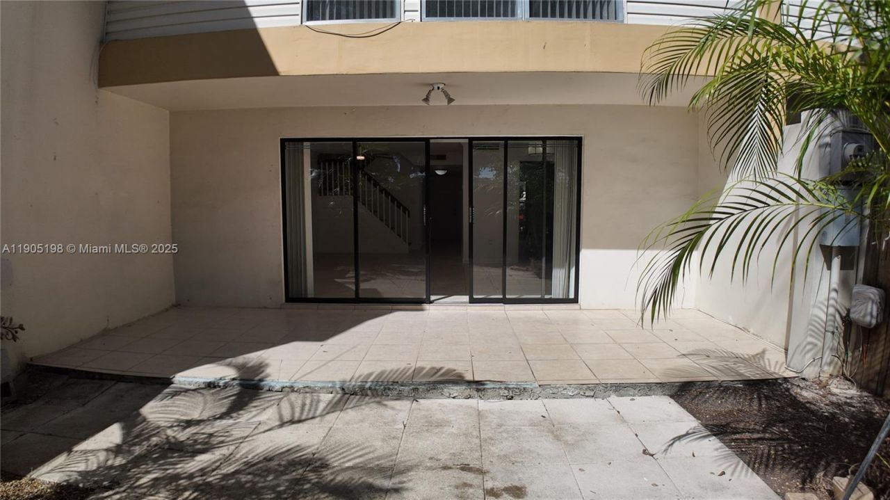 3326 Farragut St, Unit 6F, Hollywood, FL 33021 Photo