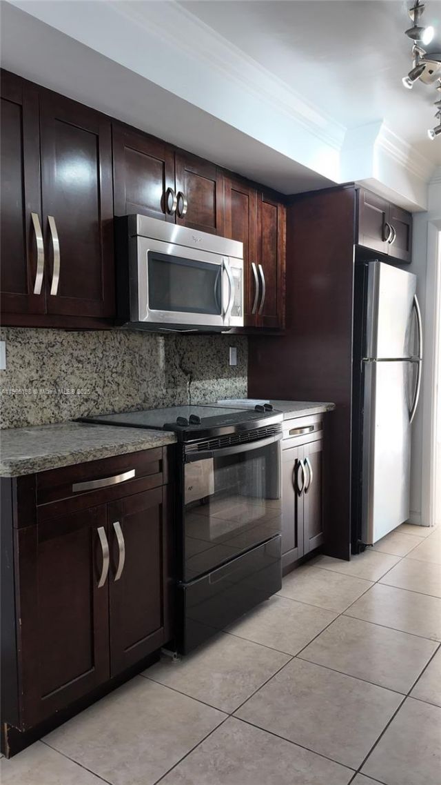 3326 Farragut St, Unit 6F, Hollywood, FL 33021 Photo