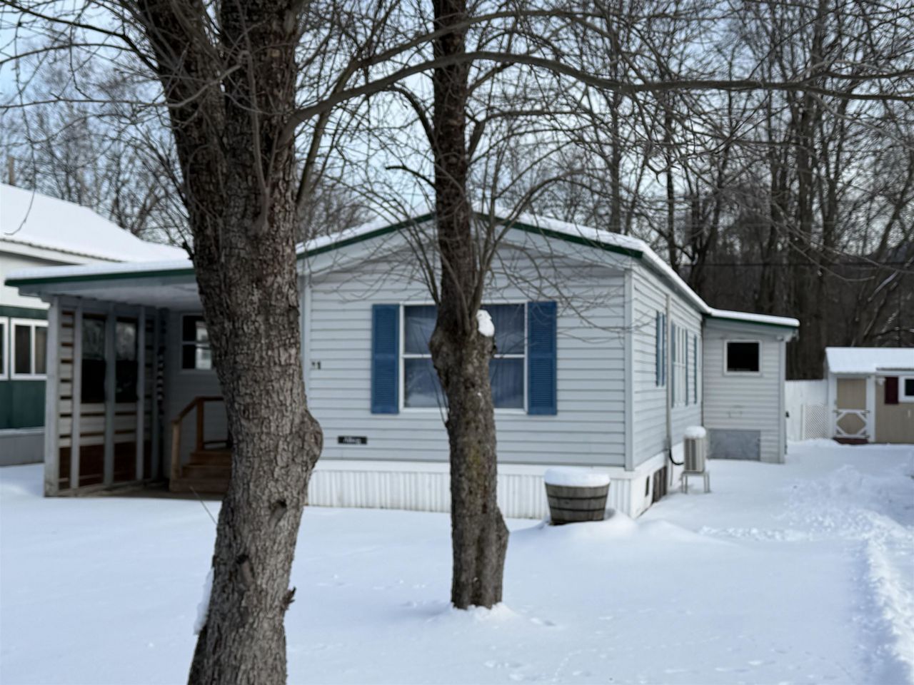 11 Dublin Street, Gorham, NH 03581 Main Photo