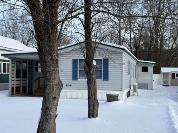 11 Dublin Street, Gorham, NH 03581