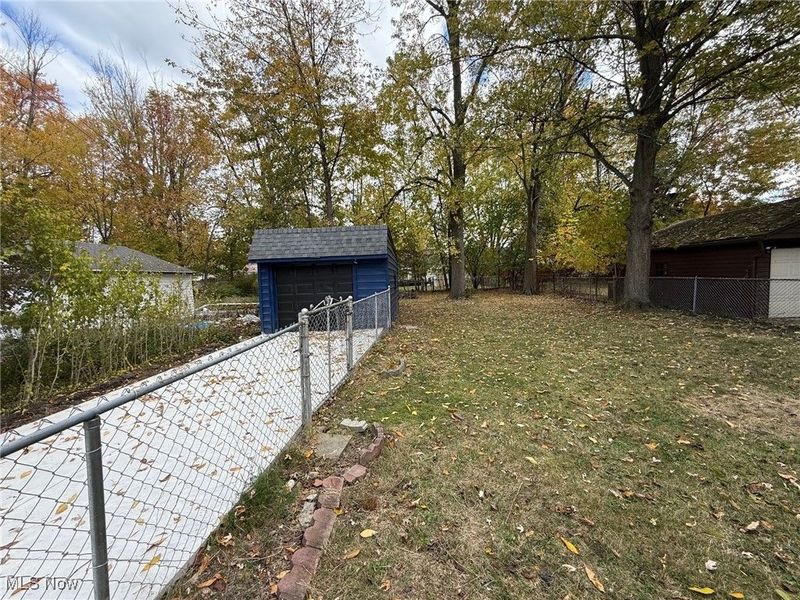 325 E 257 Street, Euclid, OH 44132 Photo 8