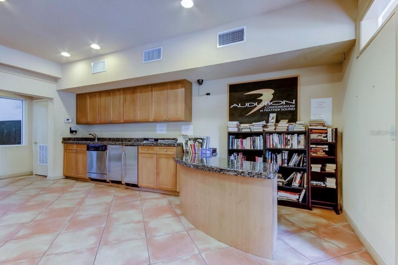 2400 Feather Sound Drive, Unit 534, Clearwater, FL 33762 Photo