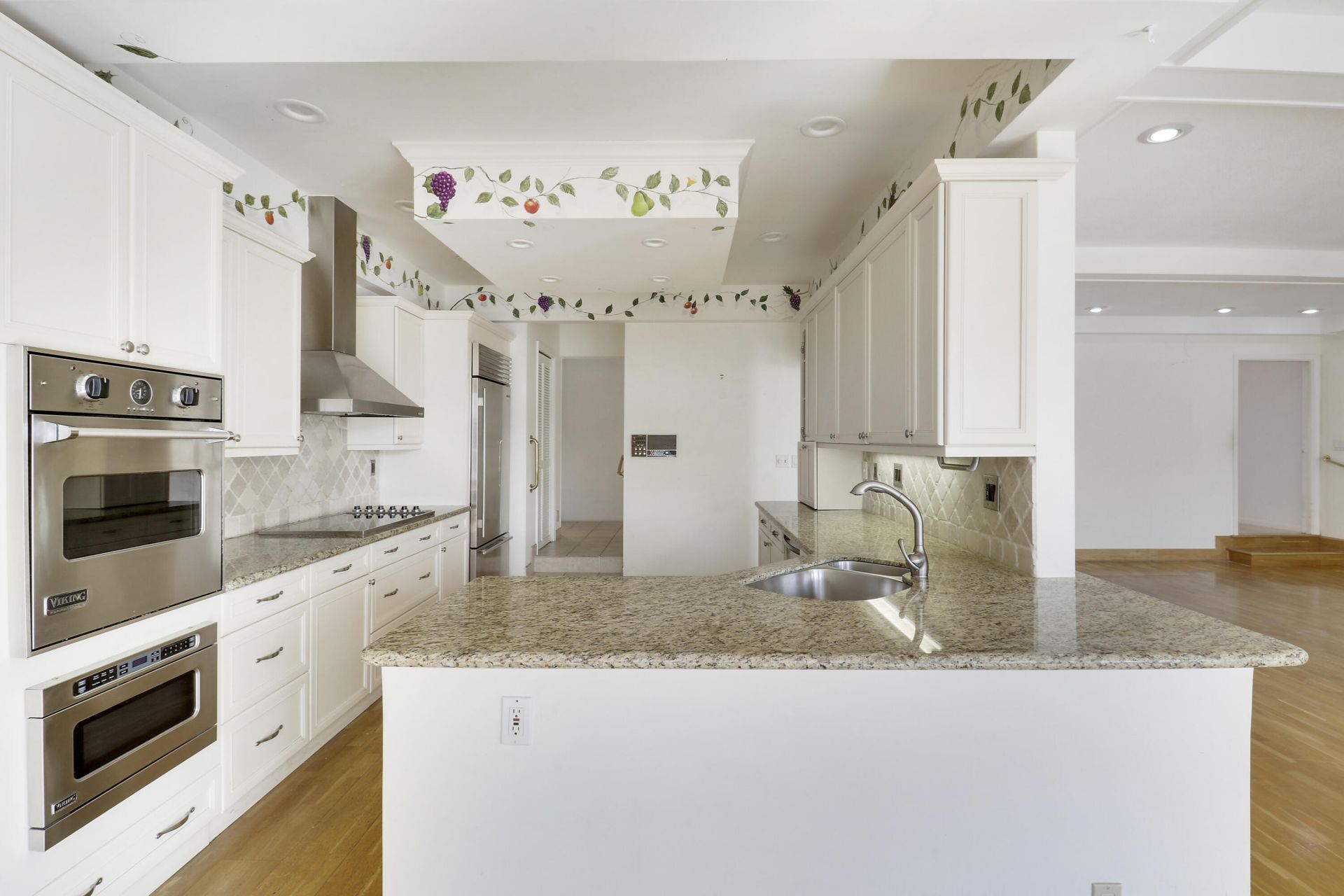 3040 NE 40th Street, Fort Lauderdale, FL 33308 Photo