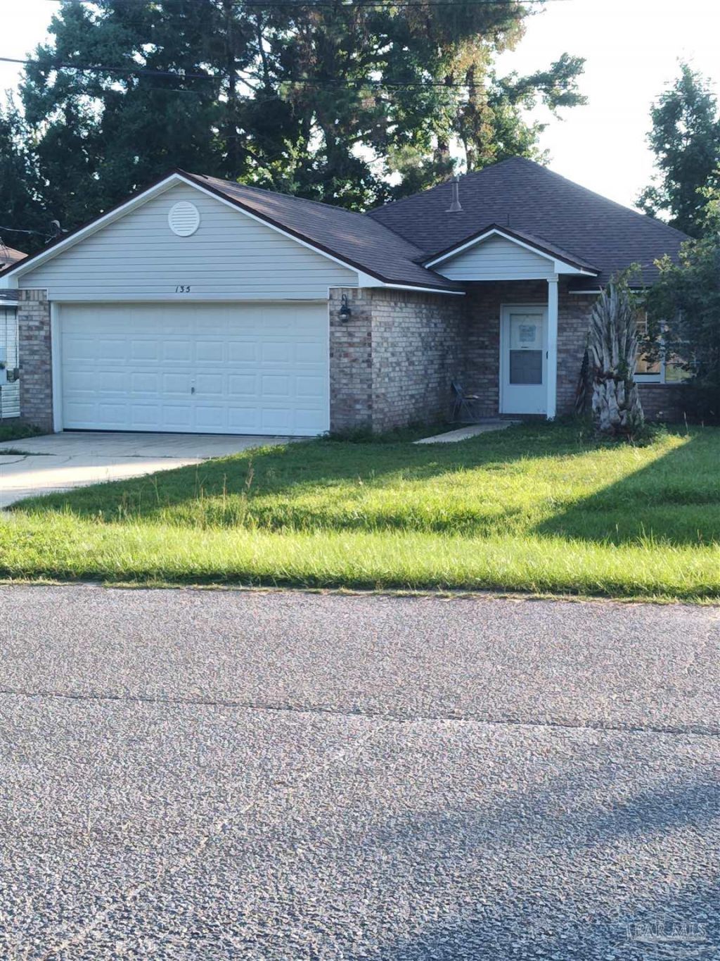 135 Valdosta Ave, Pensacola, FL 32507 Main Photo