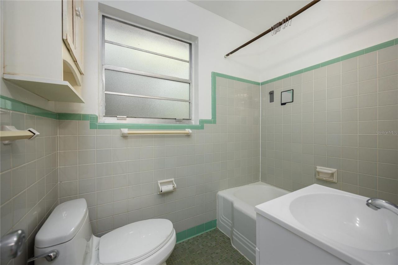 4156 NW 10th Street, Gainesville, FL 32609 Photo