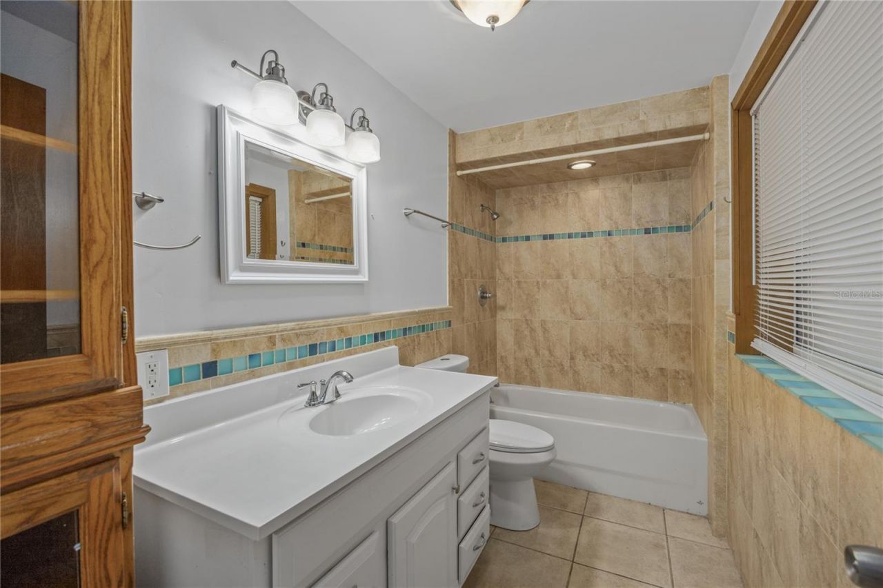 4156 NW 10th Street, Gainesville, FL 32609 Photo