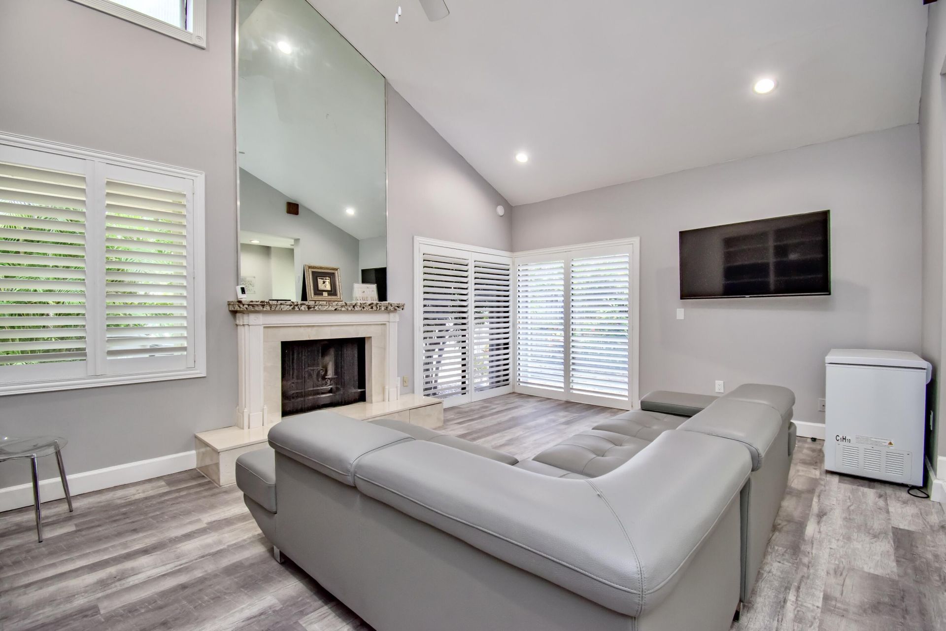 7504 Sierra Drive E, Boca Raton, FL 33433 Photo