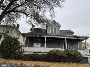 110 N MAIN STREET, EDINBURG, VA 22824