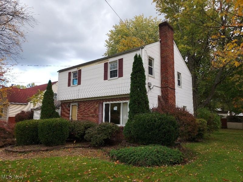 4715 Euclid Boulevard, Boardman, OH 44512 Photo 2