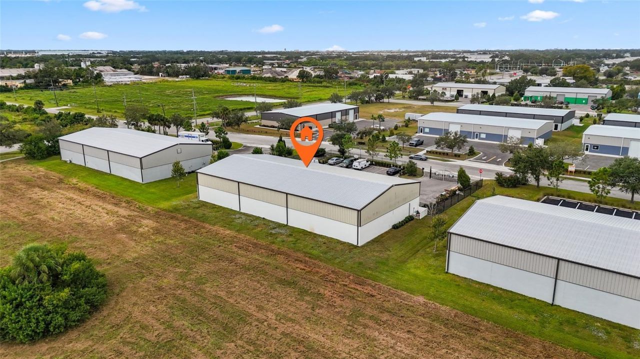 6860 28th Street Circle E, Sarasota, FL 34243 Photo