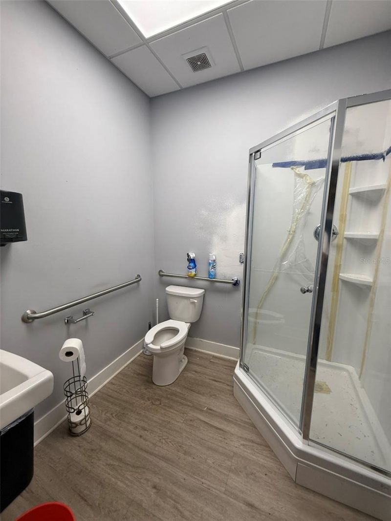 6860 28th Street Circle E, Sarasota, FL 34243 Photo