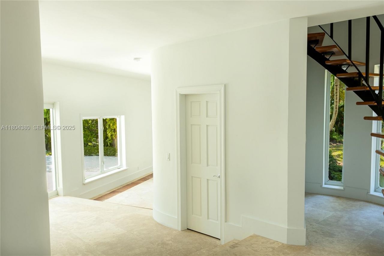 6540 SW 135th Ter, Pinecrest, FL 33156 Photo