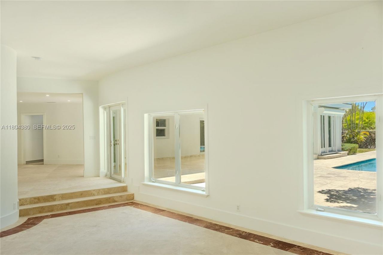 6540 SW 135th Ter, Pinecrest, FL 33156 Photo