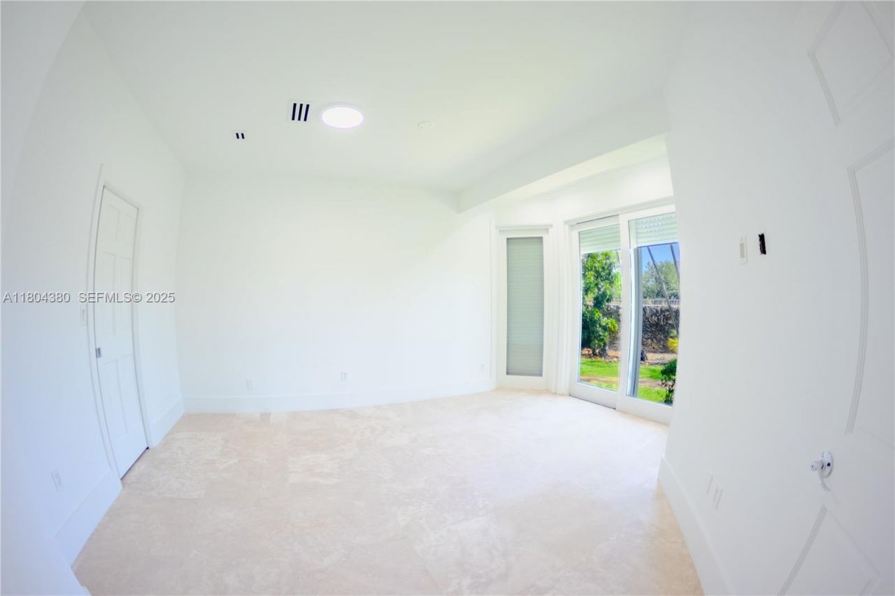 6540 SW 135th Ter, Pinecrest, FL 33156 Photo