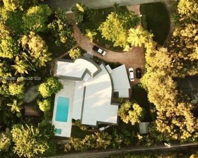 6540 SW 135th Ter, Pinecrest, FL 33156 Photo