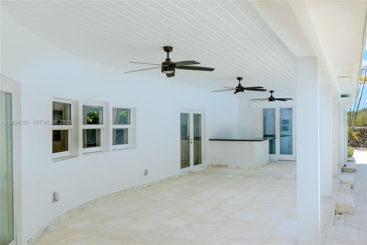 6540 SW 135th Ter, Pinecrest, FL 33156 Photo