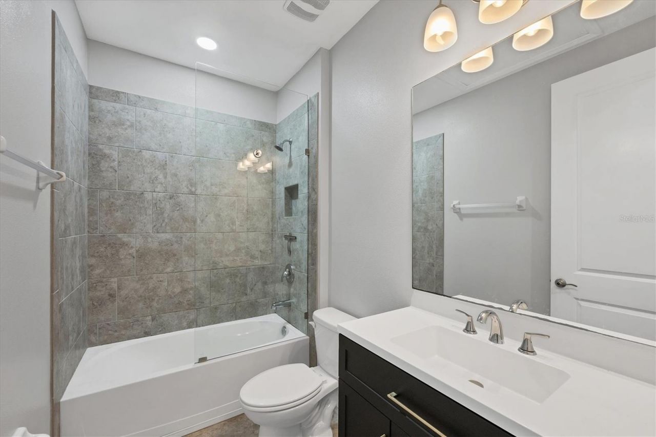 6104 Champions Row Street, Bradenton, FL 34210 Photo