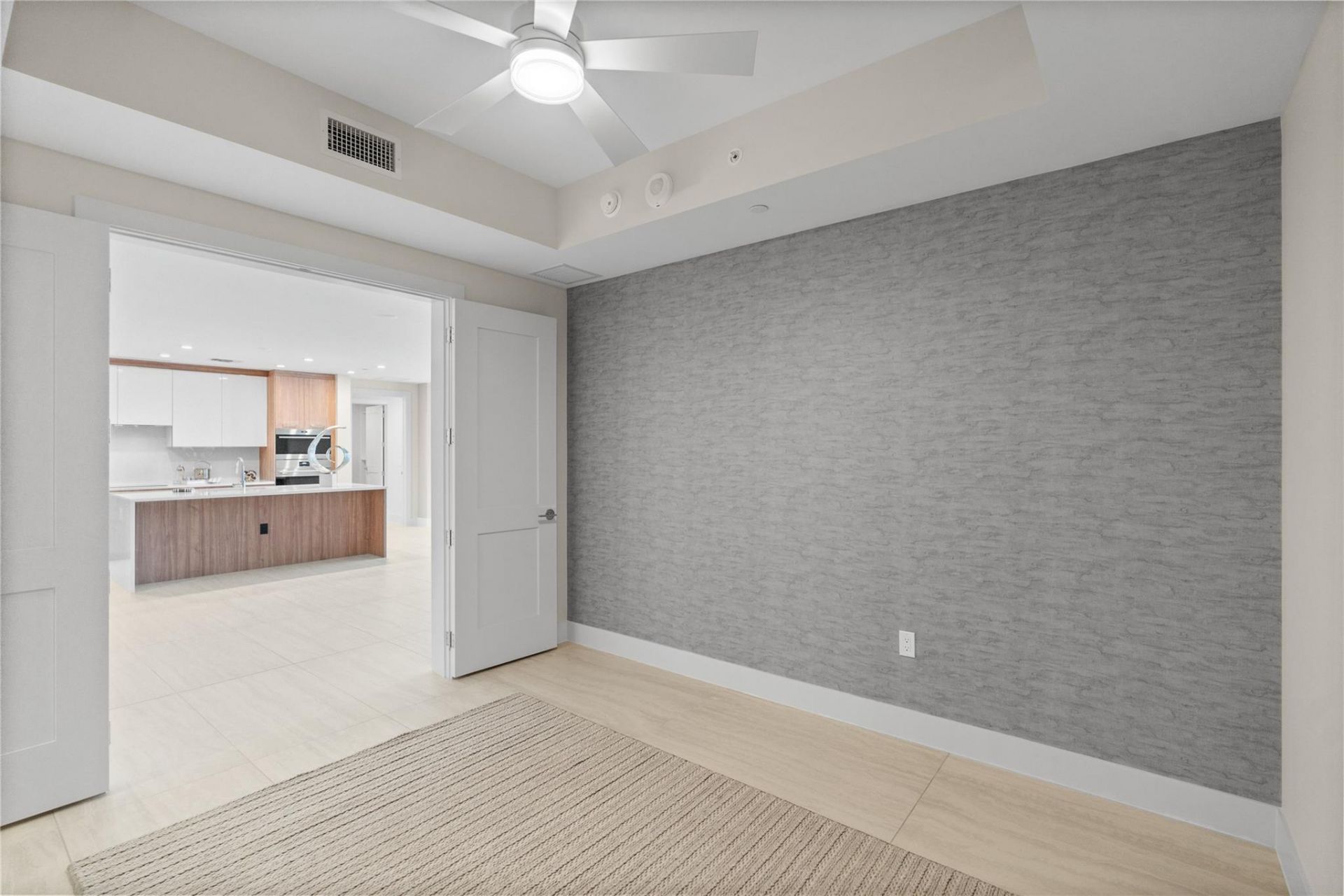 153 N Seabreeze Boulevard, Unit S-1501, Fort Lauderdale, FL 33304 Photo