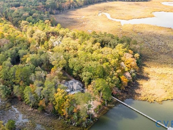 12403 Elizabeth Curtis Lane, Gloucester, VA 23061